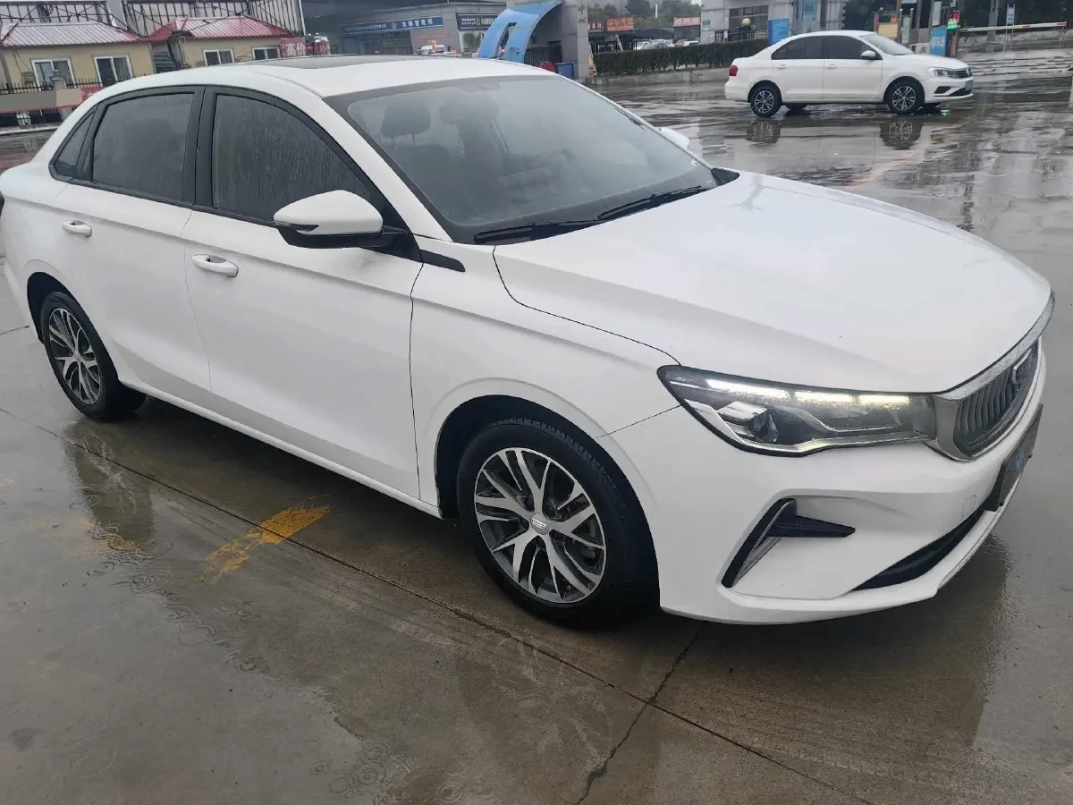 2022 Geely Emgrand 1.5L 114HP L4 5MT,autocango,china used car exporter,china ev exporter,chinese used car exporter,chinese used ev exporter