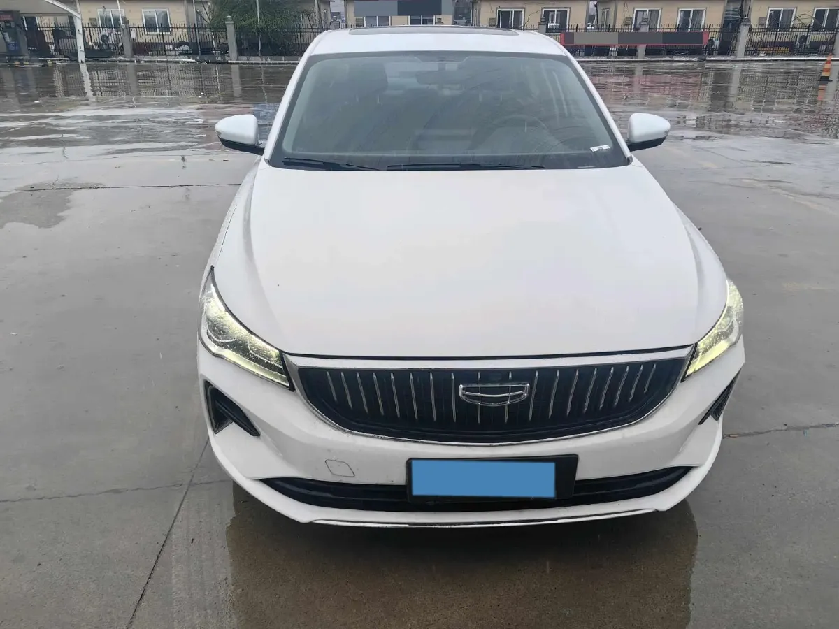 2022 Geely Emgrand 1.5L 114HP L4 5MT,autocango,china used car exporter,china ev exporter,chinese used car exporter,chinese used ev exporter