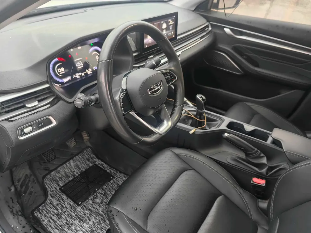 2022 Geely Emgrand 1.5L 114HP L4 5MT,autocango,china used car exporter,china ev exporter,chinese used car exporter,chinese used ev exporter