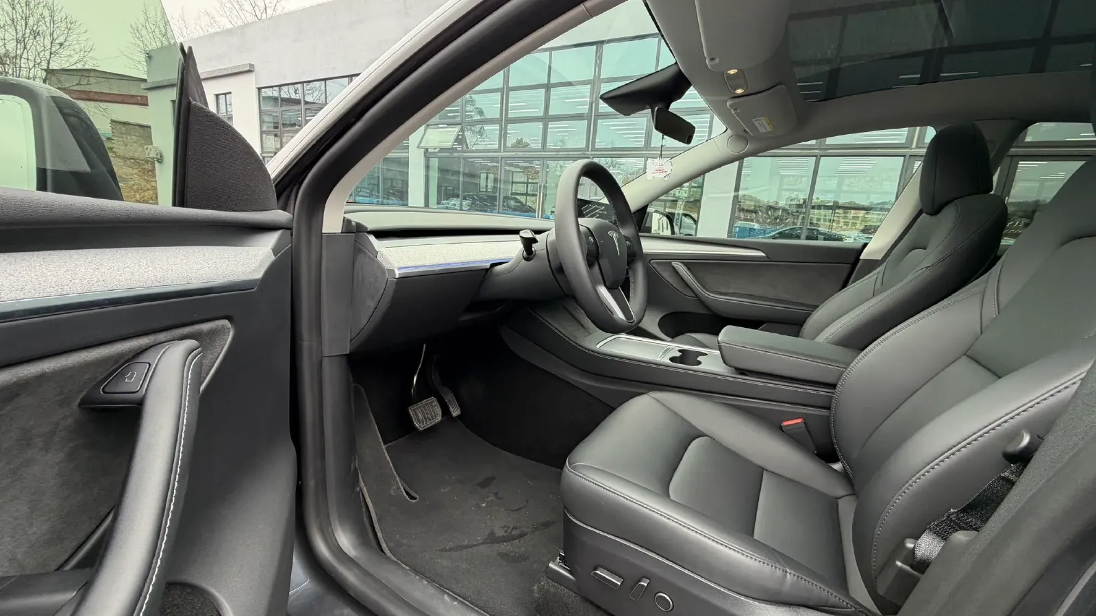 2023 Tesla Model Y BEV 78.4KWH,autocango,china used car exporter,china ev exporter,chinese used car exporter,chinese used ev exporter