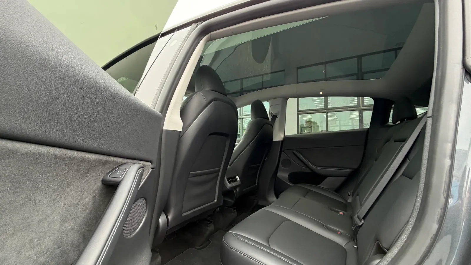 2023 Tesla Model Y BEV 78.4KWH,autocango,china used car exporter,china ev exporter,chinese used car exporter,chinese used ev exporter