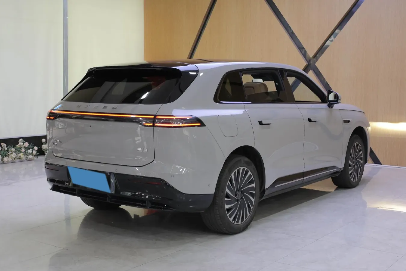 2025 Exceed Sterra ET REEV 156HP REEV,autocango,china used car exporter,china ev exporter,chinese used car exporter,chinese used ev exporter