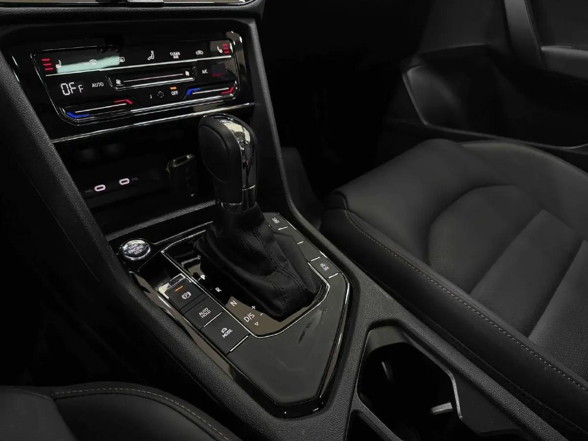 2021 Volkswagen Tharu 1.4T 150HP L4 7DCT,autocango,china used car exporter,china ev exporter,chinese used car exporter,chinese used ev exporter