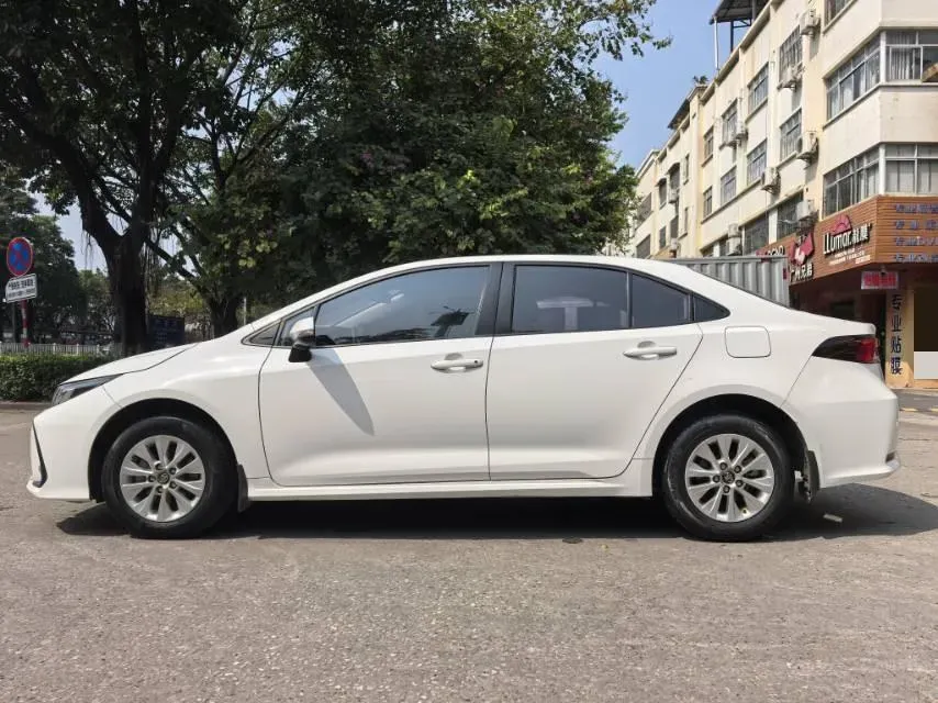 2021 Toyota Corolla 1.2T 116HP L4 CVT,autocango,china used car exporter,china ev exporter,chinese used car exporter,chinese used ev exporter