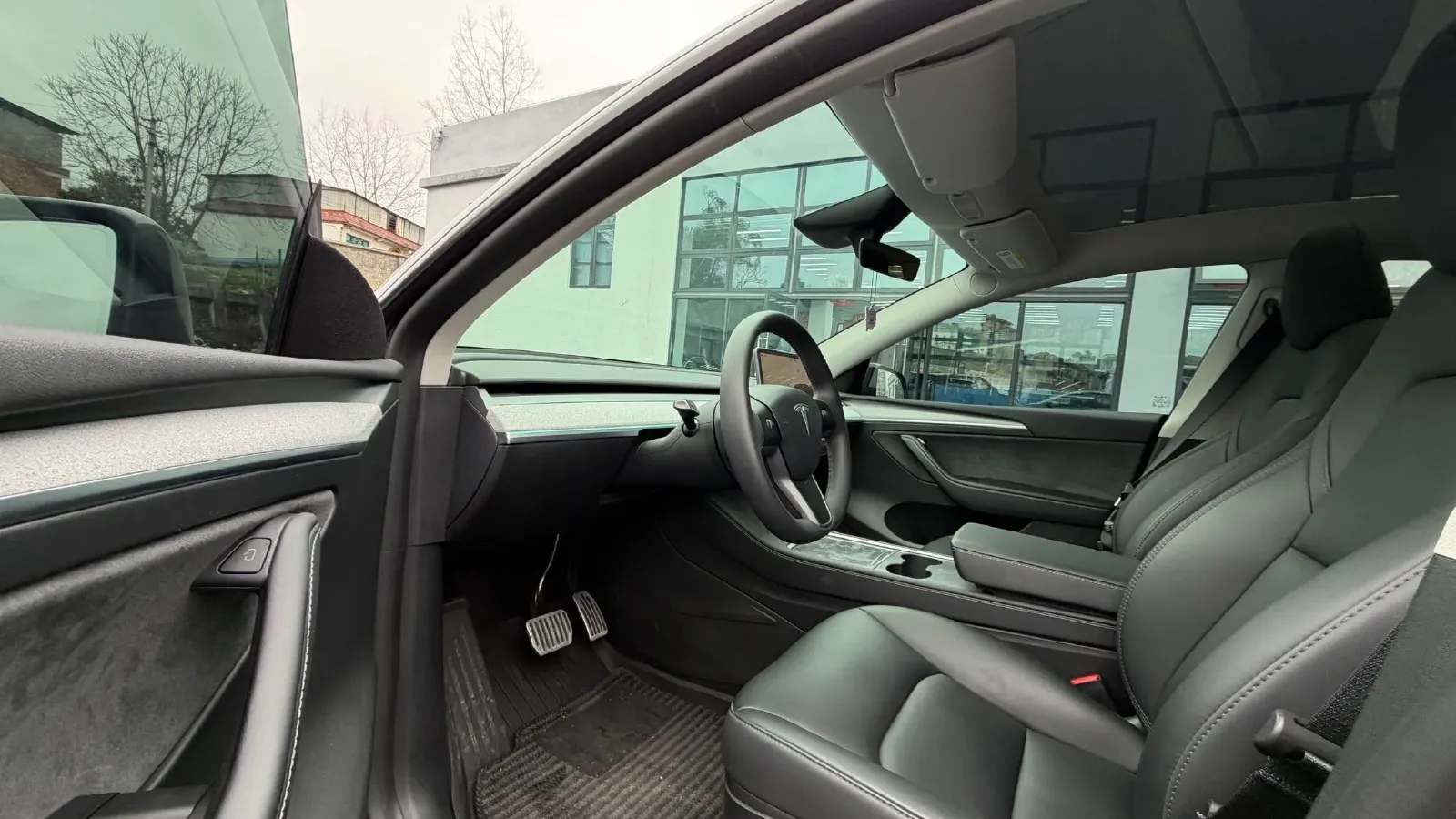 2024 Iveco OuSheng BEV 77.28KWH,autocango,china used car exporter,china ev exporter,chinese used car exporter,chinese used ev exporter