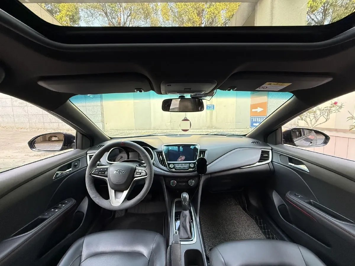 2020 Chevrolet Monza 1.3T 163HP L3 6AT,autocango,china used car exporter,china ev exporter,chinese used car exporter,chinese used ev exporter