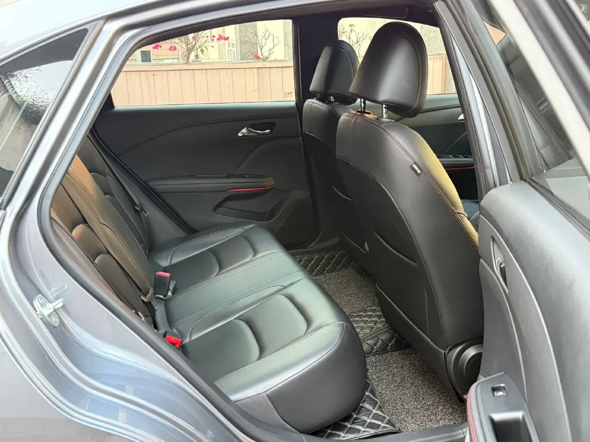 2020 Chevrolet Monza 1.3T 163HP L3 6AT,autocango,china used car exporter,china ev exporter,chinese used car exporter,chinese used ev exporter