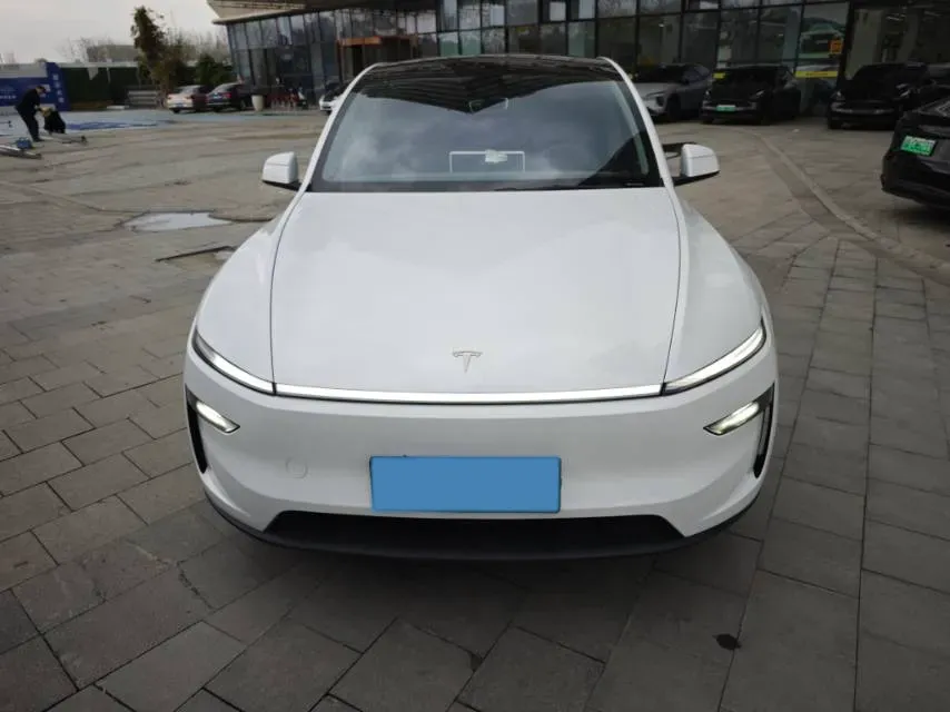 2026 Tesla Model Y BEV,autocango,china used car exporter,china ev exporter,chinese used car exporter,chinese used ev exporter