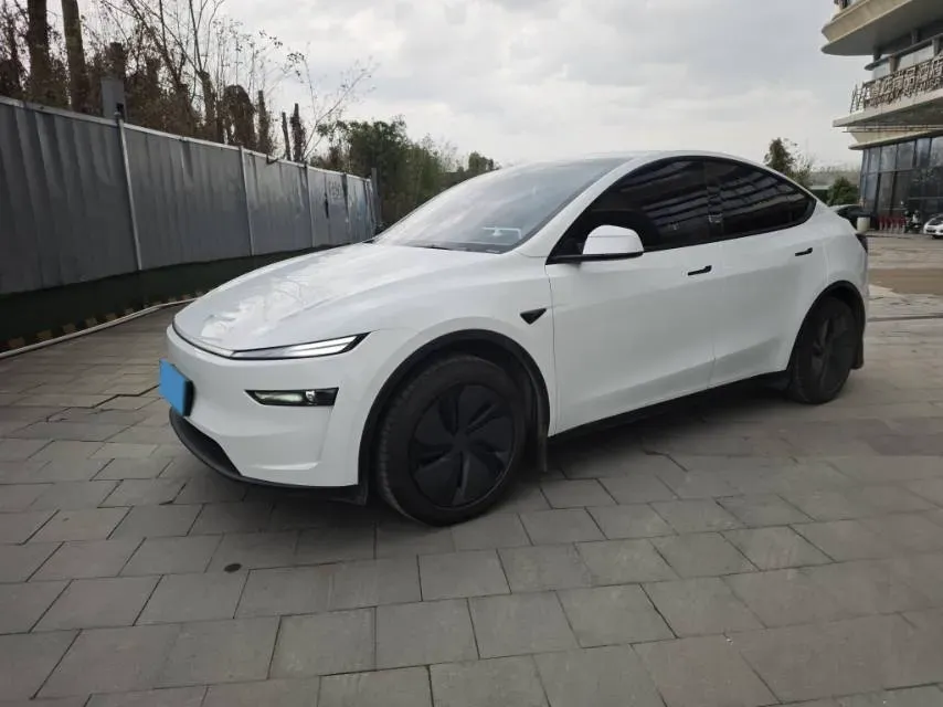 2026 Tesla Model Y BEV,autocango,china used car exporter,china ev exporter,chinese used car exporter,chinese used ev exporter