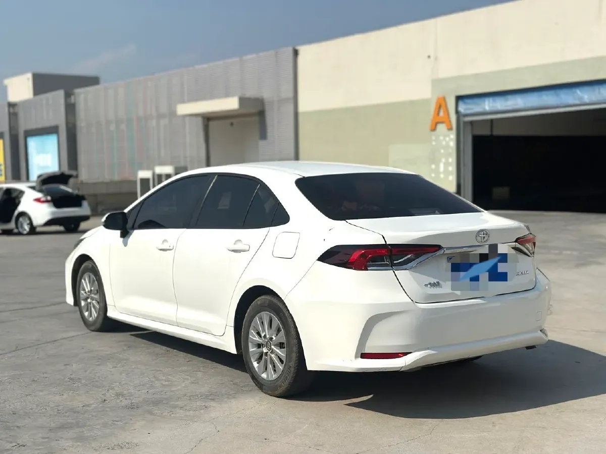 2021 Toyota Corolla 1.2T 116HP L4 CVT,autocango,china used car exporter,china ev exporter,chinese used car exporter,chinese used ev exporter
