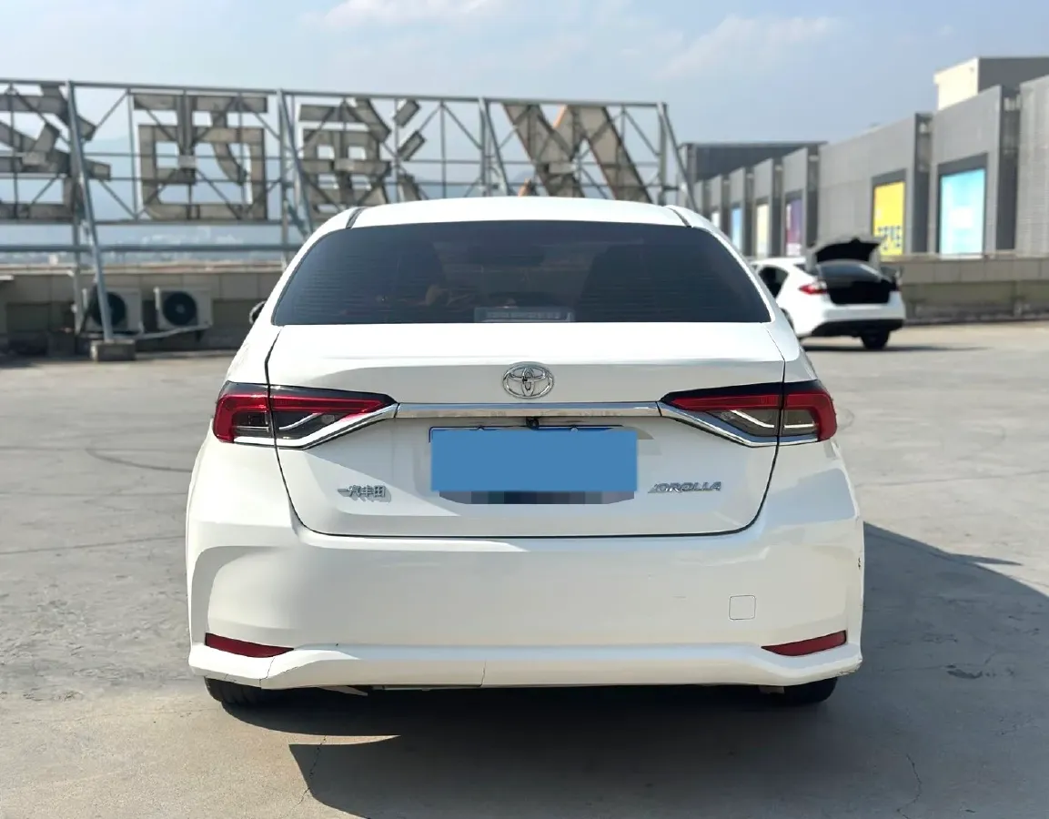2021 Toyota Corolla 1.2T 116HP L4 CVT,autocango,china used car exporter,china ev exporter,chinese used car exporter,chinese used ev exporter