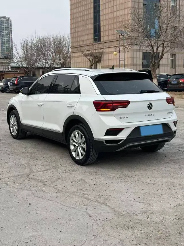2022 Volkswagen T-Roc 1.4T 150HP L4 7DCT,autocango,china used car exporter,china ev exporter,chinese used car exporter,chinese used ev exporter