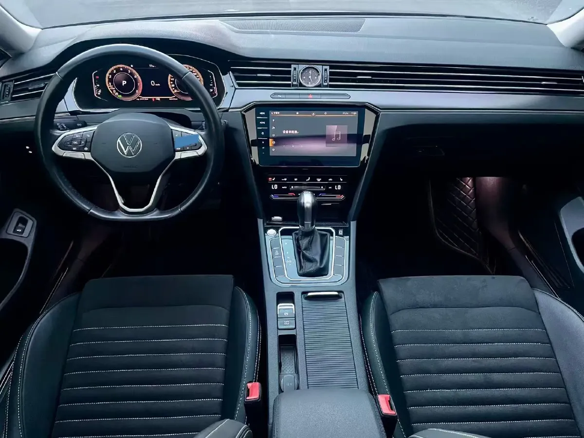 2021 Volkswagen Magotan 2.0T 186HP L4 7DCT,autocango,china used car exporter,china ev exporter,chinese used car exporter,chinese used ev exporter