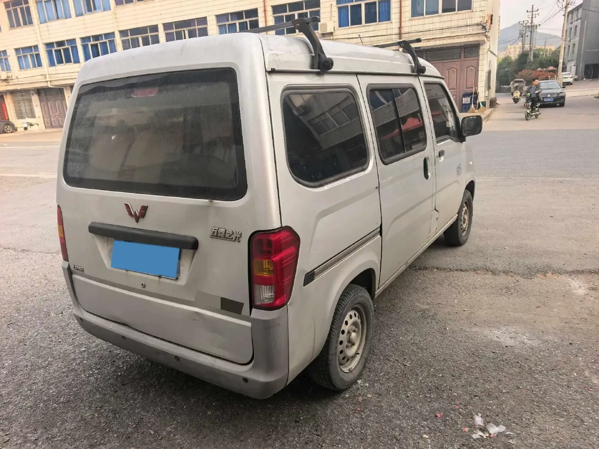 2019 WuLing ZhiGuang 1.2L 82HP L4 5MT,autocango,china used car exporter,china ev exporter,chinese used car exporter,chinese used ev exporter