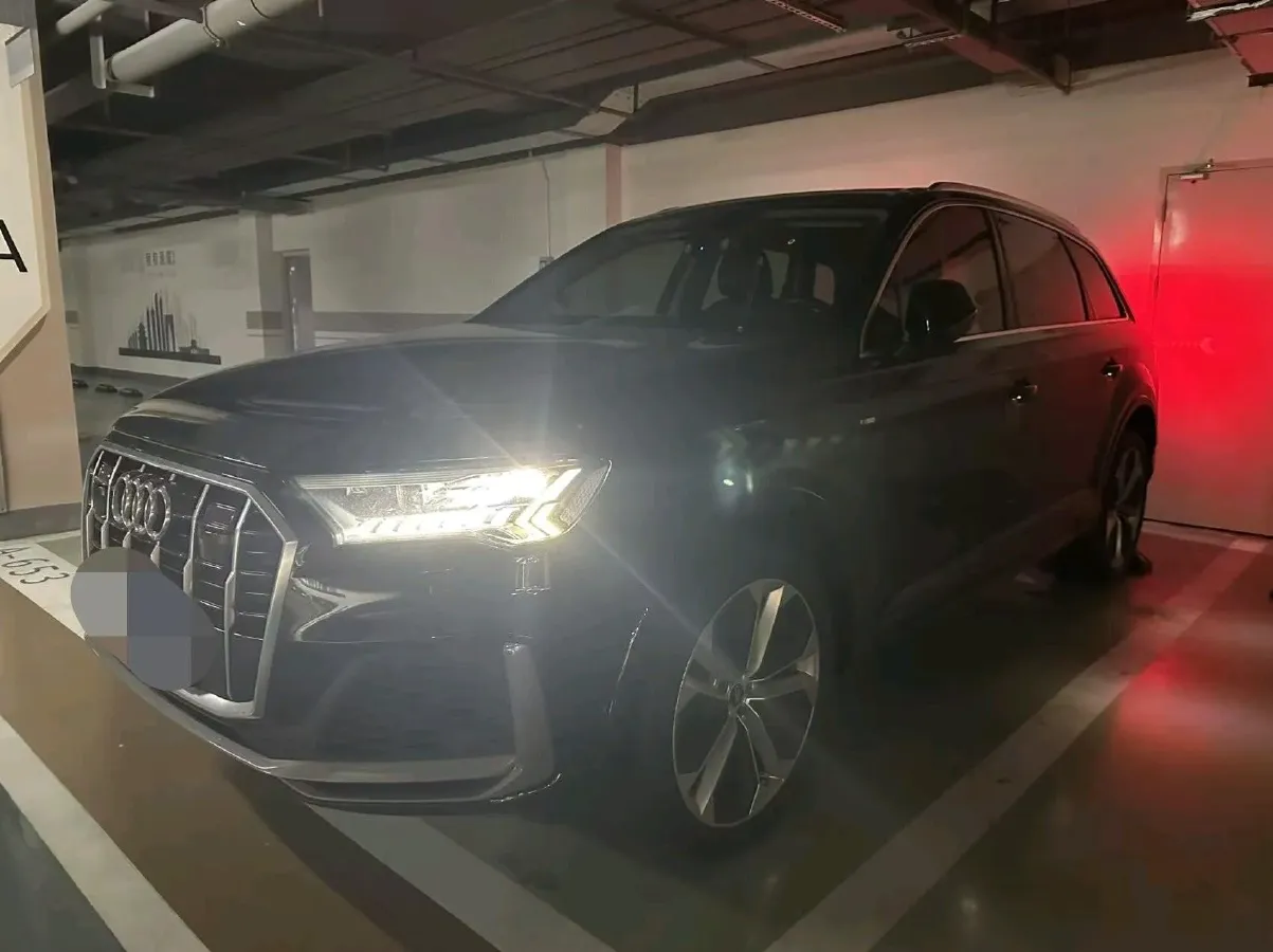 2021 Audi Q7 3.0T 340HP V6 8AT,autocango,china used car exporter,china ev exporter,chinese used car exporter,chinese used ev exporter