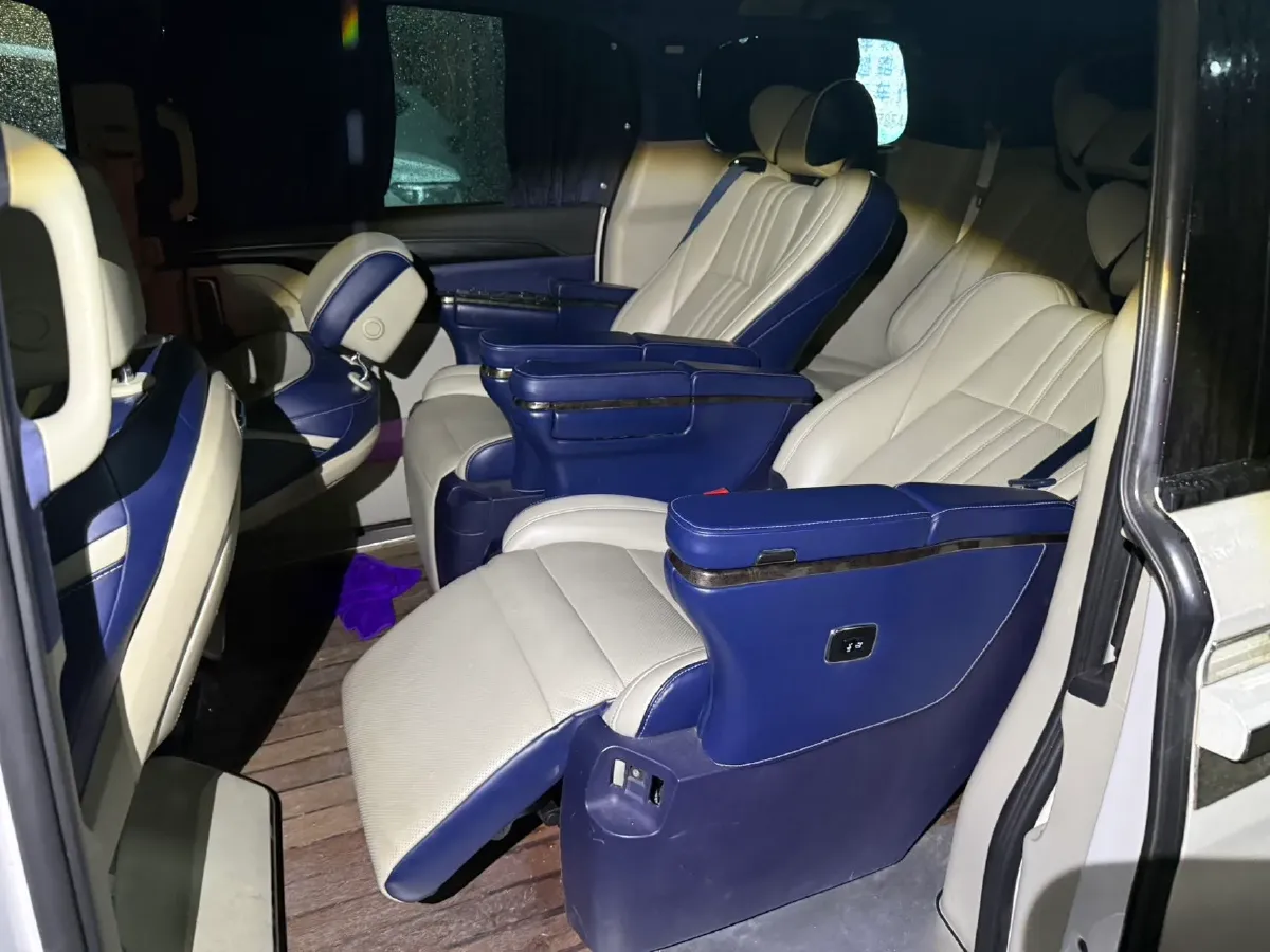 2020 Buick GL8 2.0T 237HP L4 9AT,autocango,china used car exporter,china ev exporter,chinese used car exporter,chinese used ev exporter