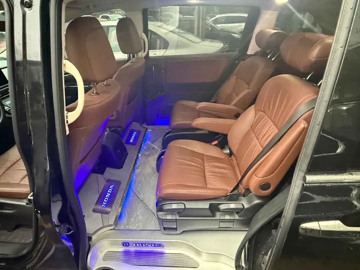 2022 Honda Odyssey 2.0L 146HP L4 E-CVT Hybrid,autocango,china used car exporter,china ev exporter,chinese used car exporter,chinese used ev exporter