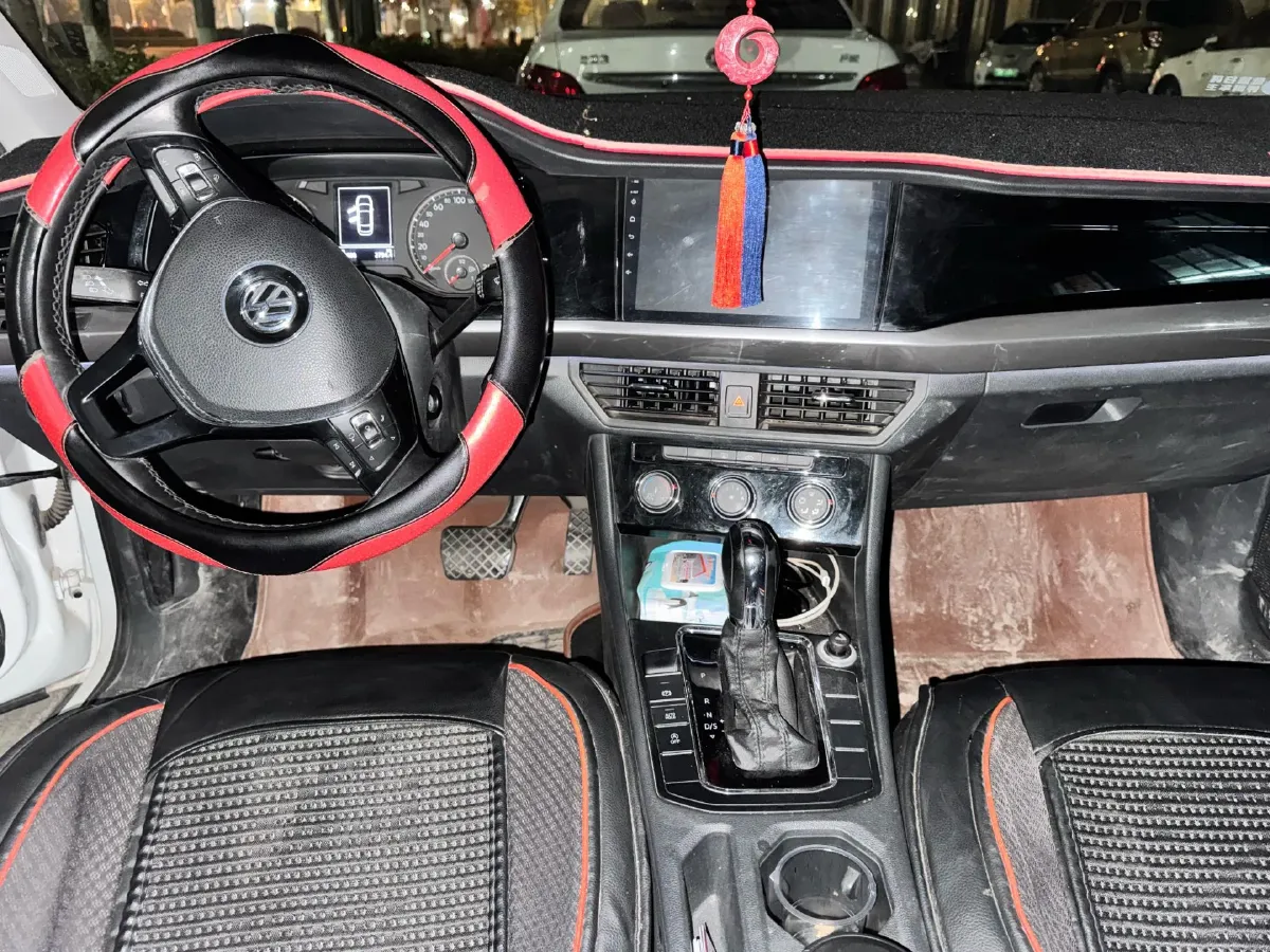 2019 Bestune T77 1.2T 143HP L4 7DCT,autocango,china used car exporter,china ev exporter,chinese used car exporter,chinese used ev exporter