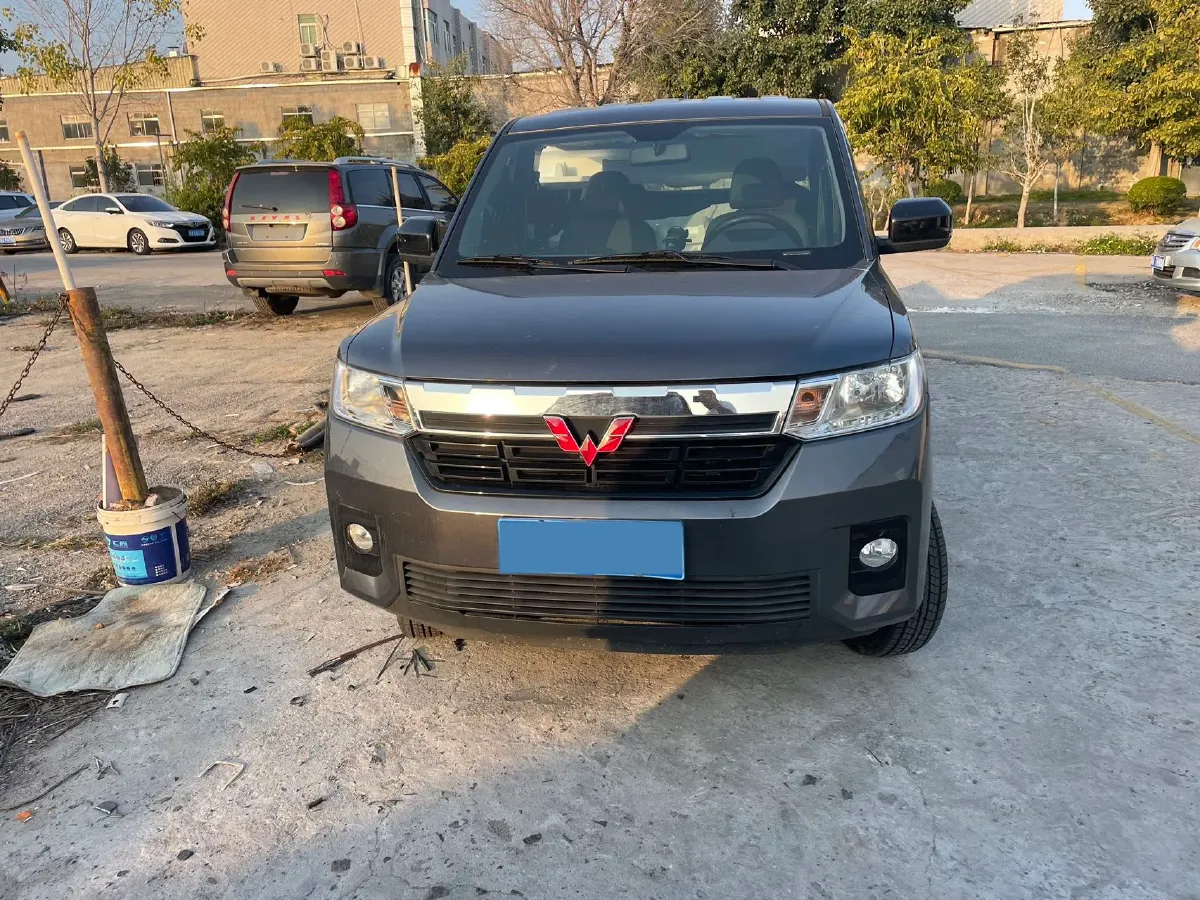 2021 WuLing ZhentTu 1.5L 99HP L4 5MT,autocango,china used car exporter,china ev exporter,chinese used car exporter,chinese used ev exporter