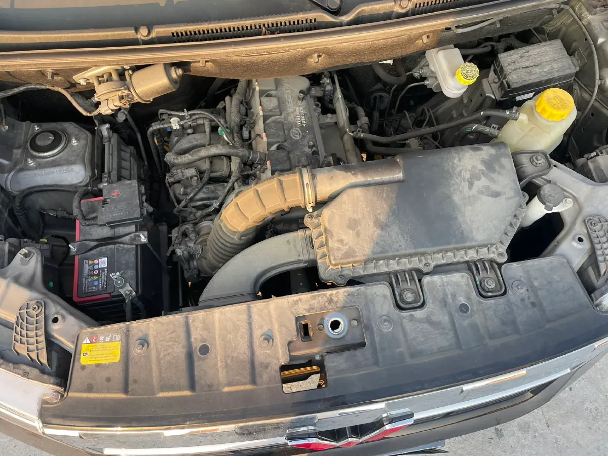 2021 WuLing ZhentTu 1.5L 99HP L4 5MT,autocango,china used car exporter,china ev exporter,chinese used car exporter,chinese used ev exporter