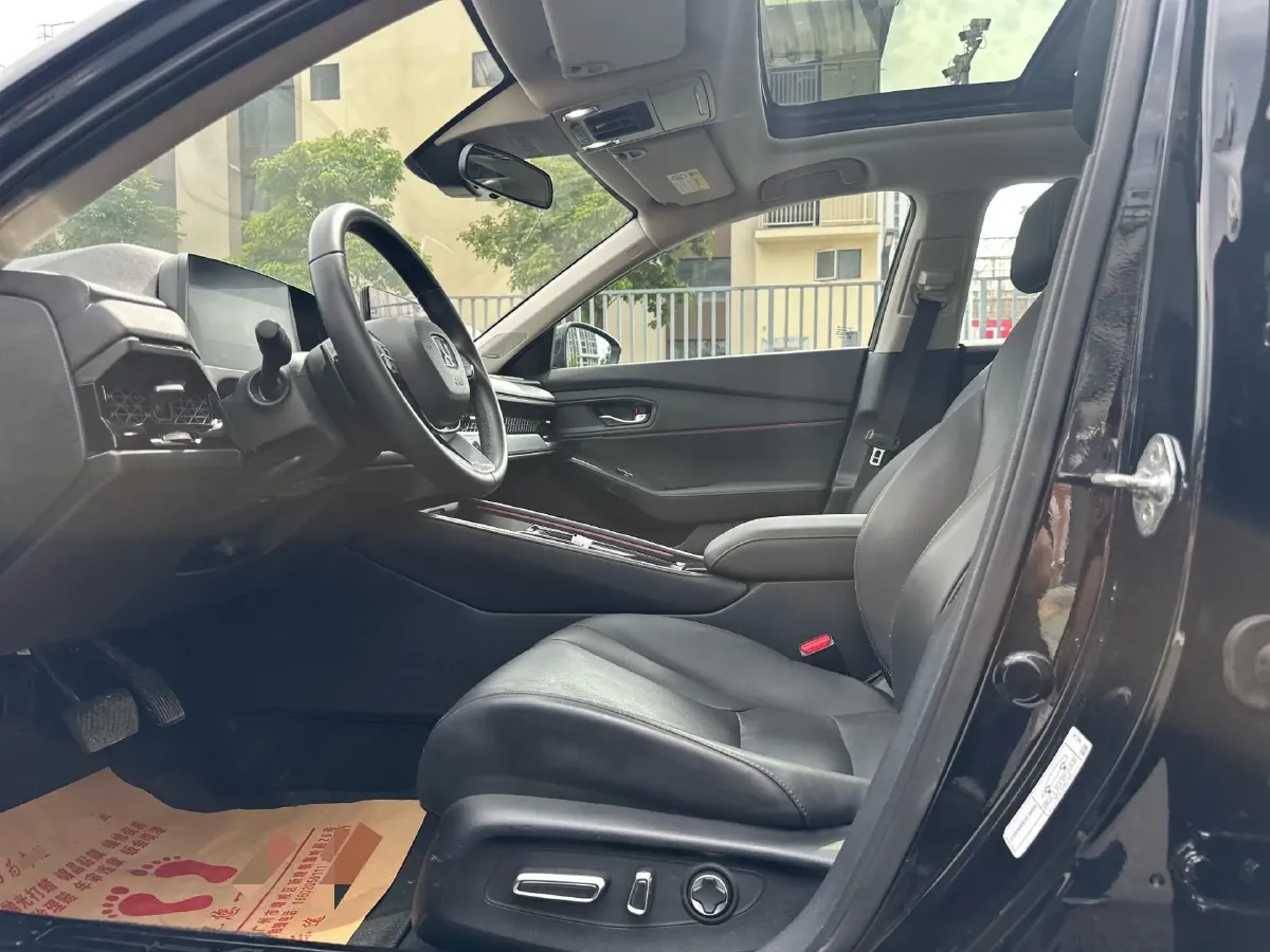 2023 Honda Accord 2.0L 148HP L4 E-CVT PHEV 17.7KWH,autocango,china used car exporter,china ev exporter,chinese used car exporter,chinese used ev exporter