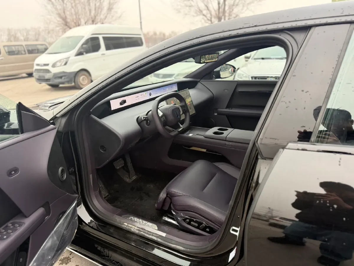 2025 Avatr 06 BEV,autocango,china used car exporter,china ev exporter,chinese used car exporter,chinese used ev exporter