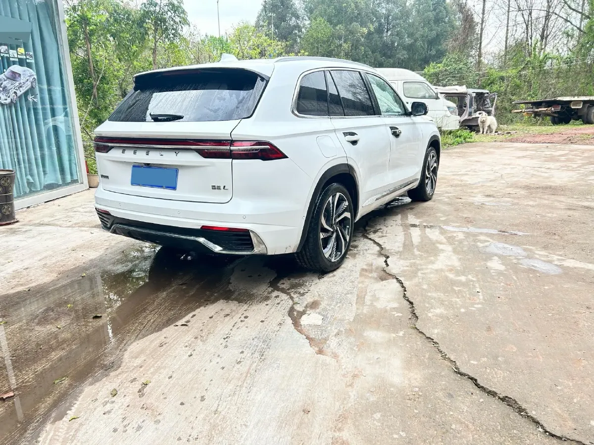 2021 Geely Monjaro 2.0T 218HP L4 7DCT,autocango,china used car exporter,china ev exporter,chinese used car exporter,chinese used ev exporter