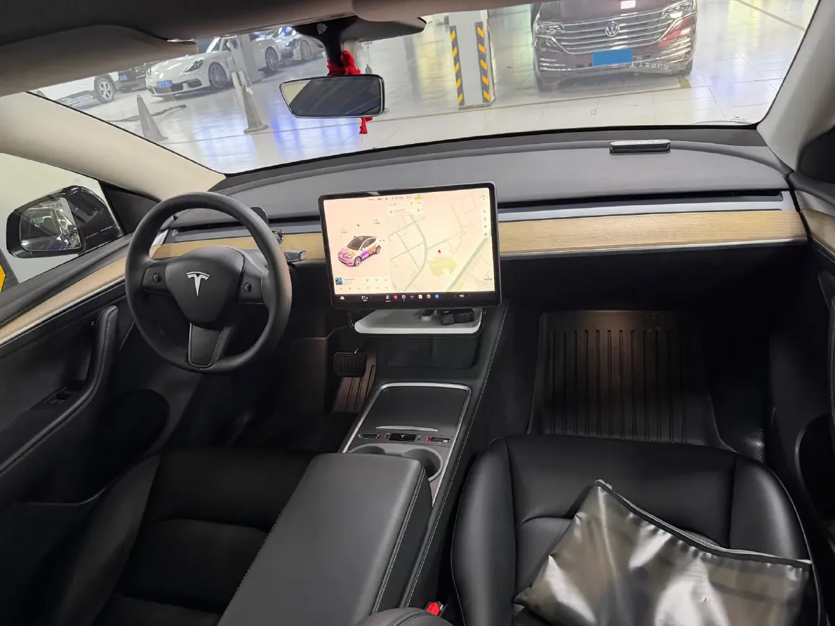2021 Tesla Model Y BEV 60KWH,autocango,china used car exporter,china ev exporter,chinese used car exporter,chinese used ev exporter