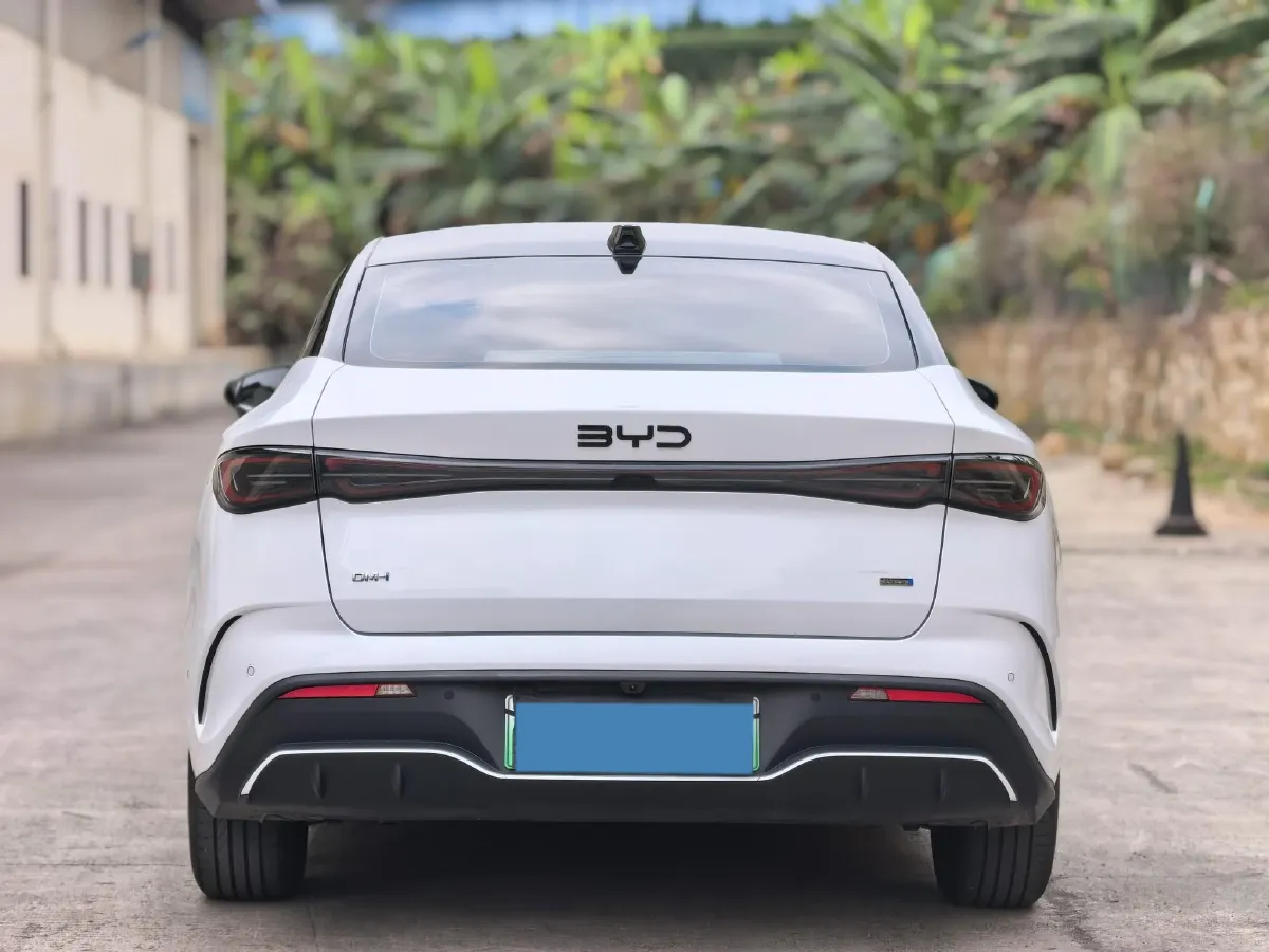 2025 BYD Seal06 1.5L 101HP L4 E-CVT PHEV 10.08KWH,autocango,china used car exporter,china ev exporter,chinese used car exporter,chinese used ev exporter