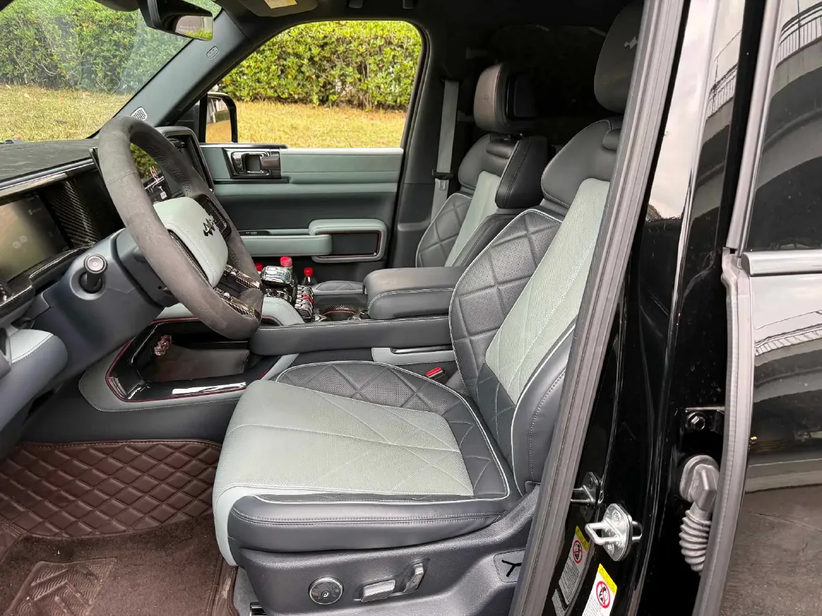 2023 FangChengBao Bao 5 1.5T 194HP L4 E-CVT PHEV 31.8KWH,autocango,china used car exporter,china ev exporter,chinese used car exporter,chinese used ev exporter