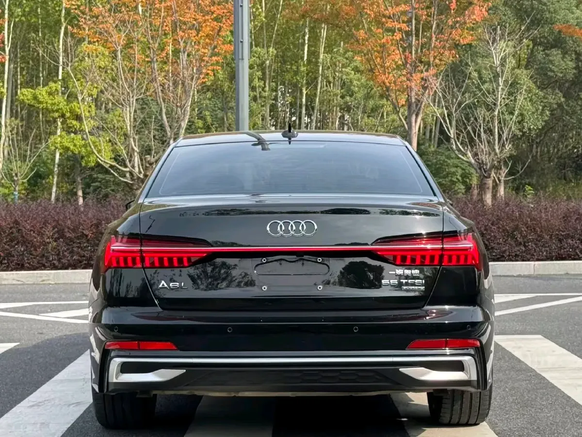2020 Audi A6L 3.0T 340HP V6 7DCT,autocango,china used car exporter,china ev exporter,chinese used car exporter,chinese used ev exporter