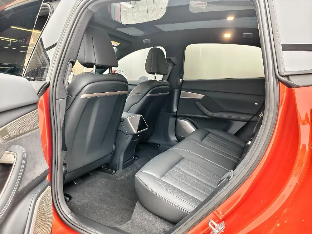 2024 ONVO L60 BEV 60KWH,autocango,china used car exporter,china ev exporter,chinese used car exporter,chinese used ev exporter