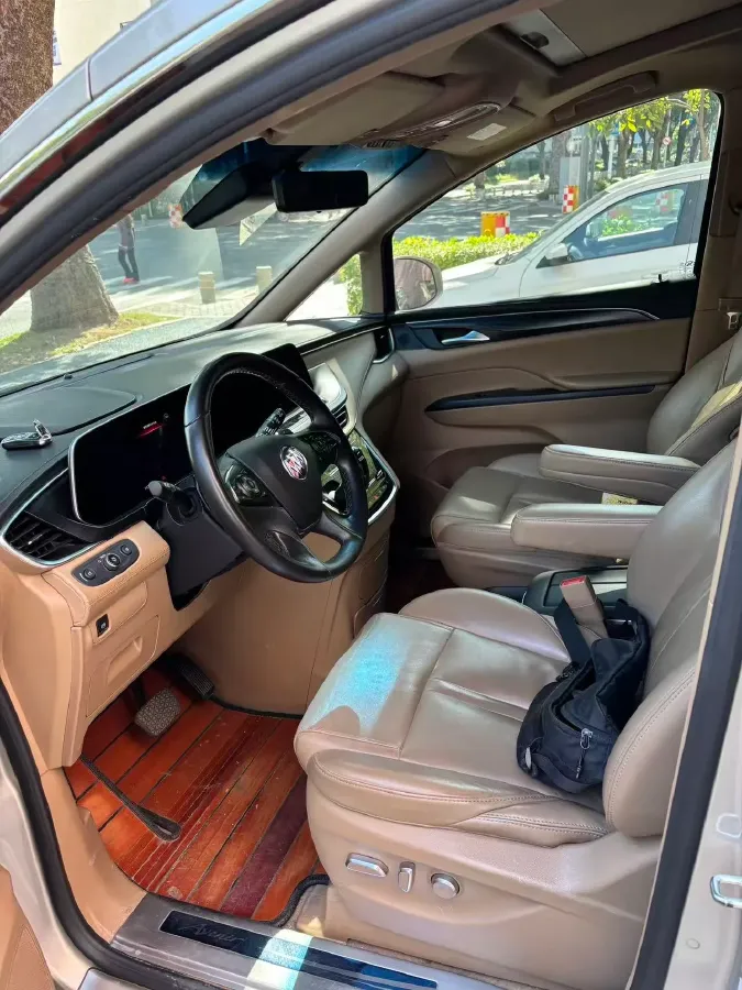 2021 Buick GL8 2.0T 237HP L4 9AT,autocango,china used car exporter,china ev exporter,chinese used car exporter,chinese used ev exporter