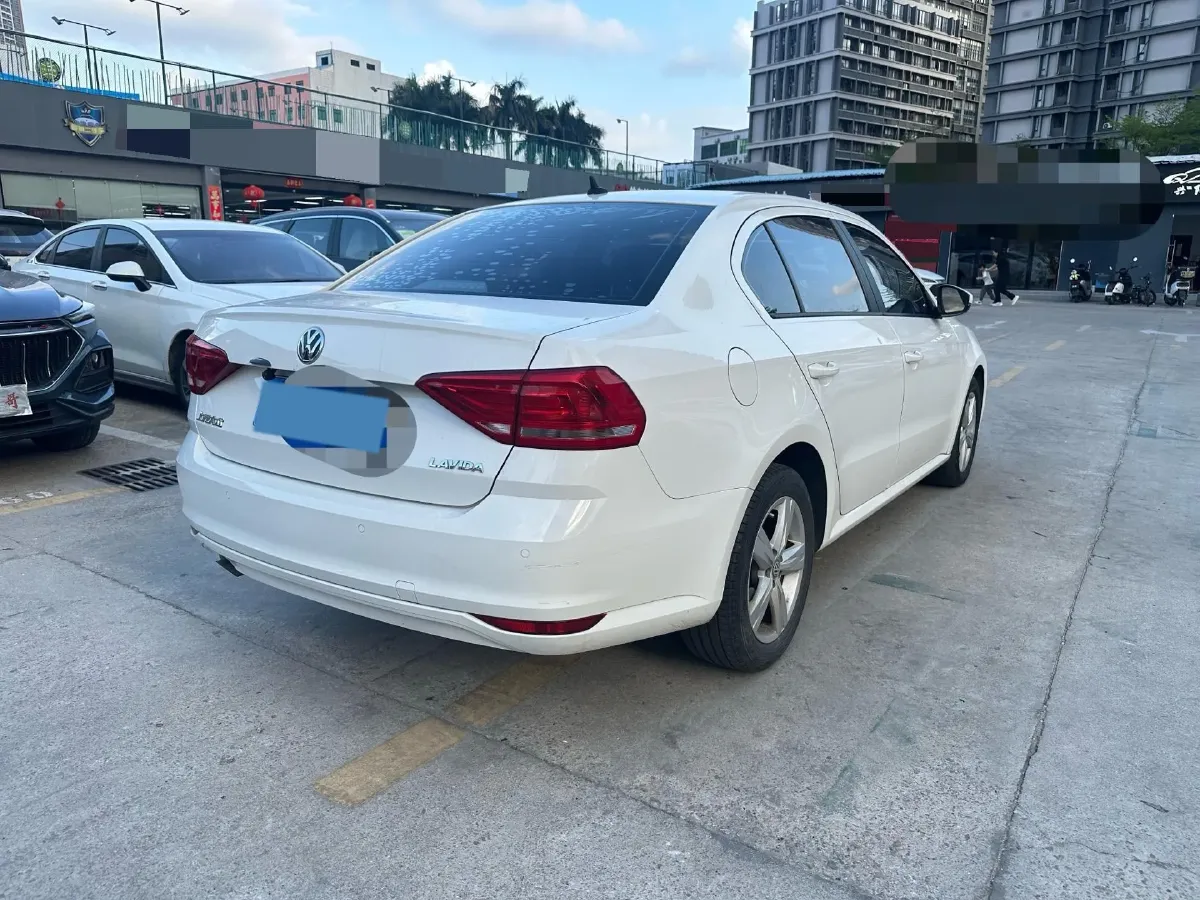 2017 Volkswagen Lavida 1.6L 110HP L4 6AT,autocango,china used car exporter,china ev exporter,chinese used car exporter,chinese used ev exporter