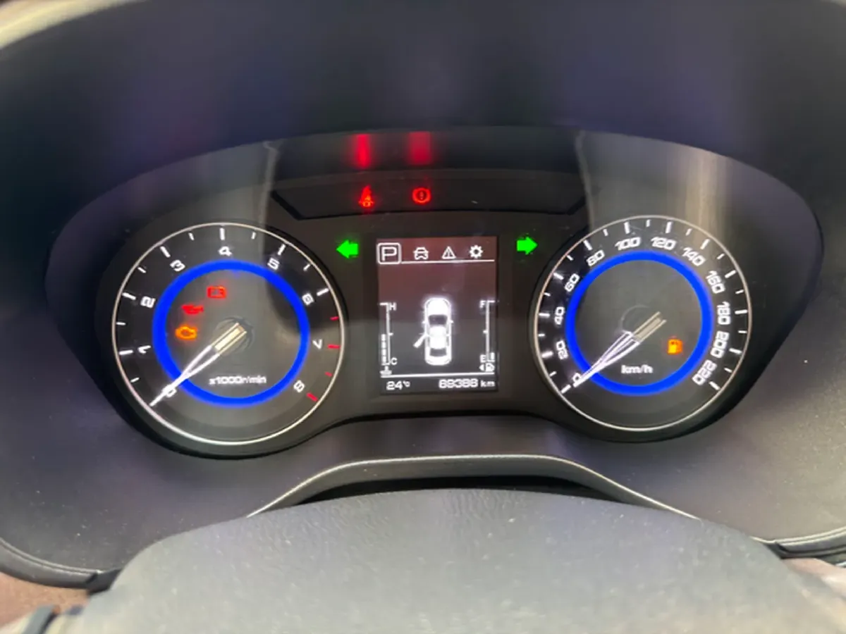 2021 ChangAn Eado DT 1.6L 125HP L4 4AT,autocango,china used car exporter,china ev exporter,chinese used car exporter,chinese used ev exporter