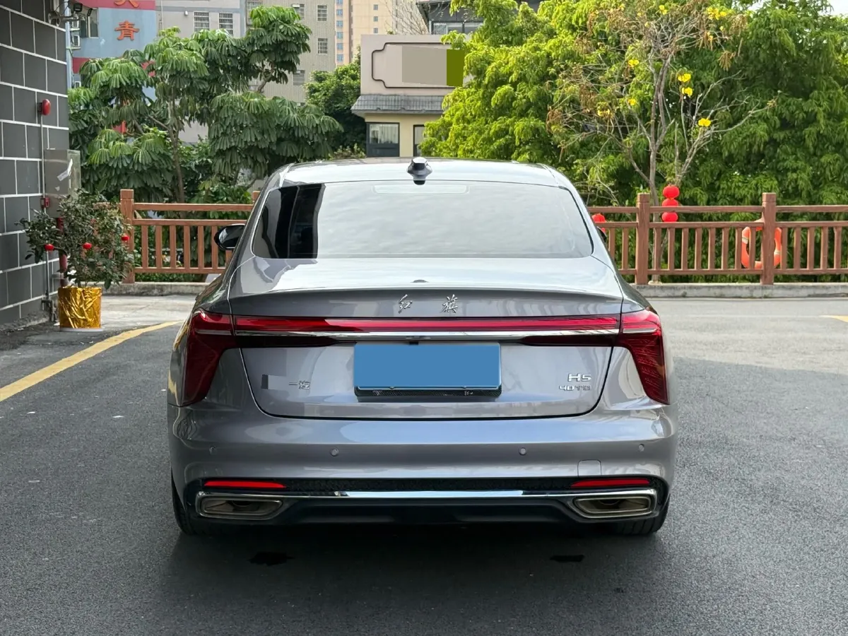 2023 HongQi H5 2.0T 224HP L4 8AT,autocango,china used car exporter,china ev exporter,chinese used car exporter,chinese used ev exporter