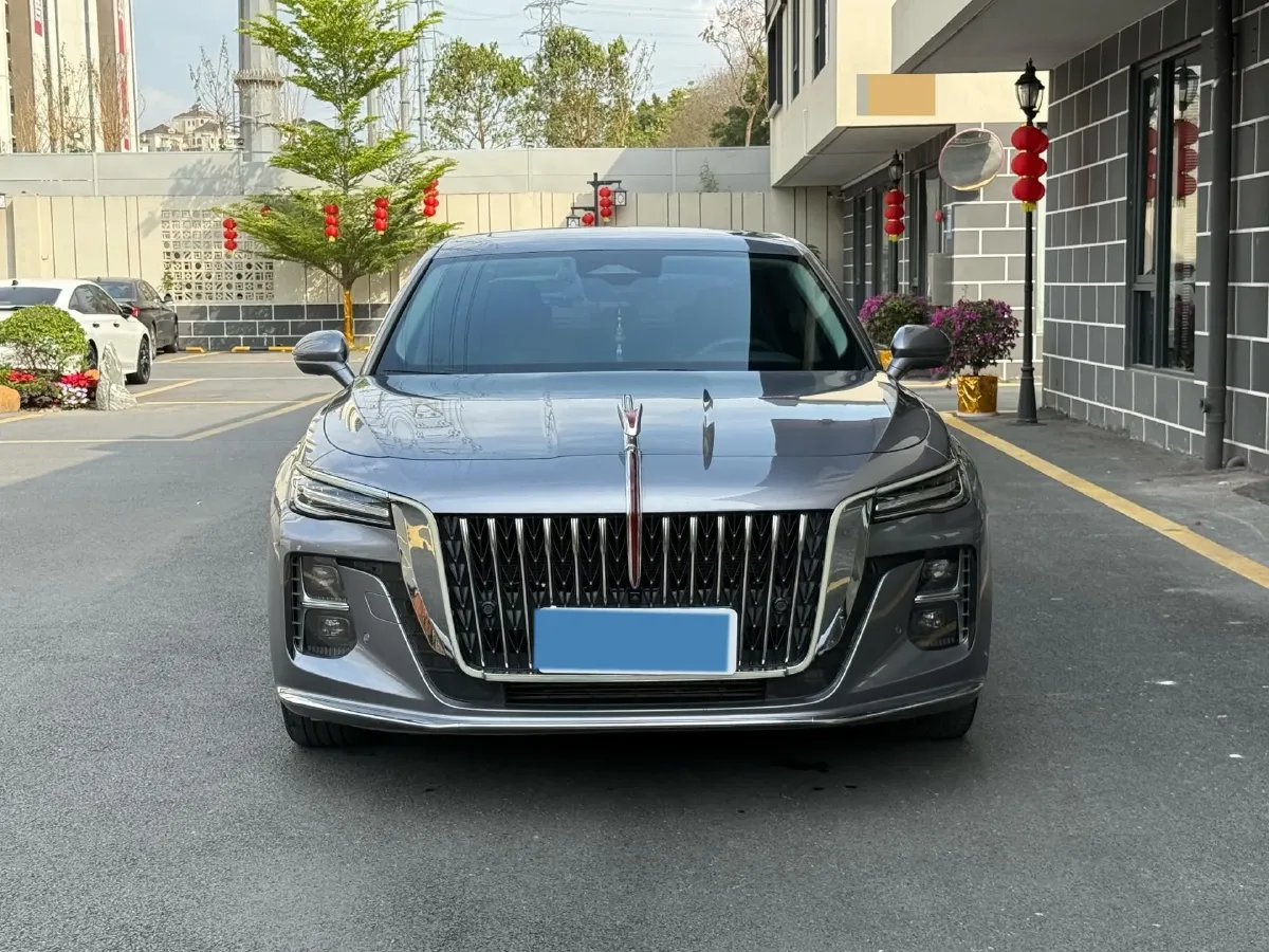 2023 HongQi H5 2.0T 224HP L4 8AT,autocango,china used car exporter,china ev exporter,chinese used car exporter,chinese used ev exporter