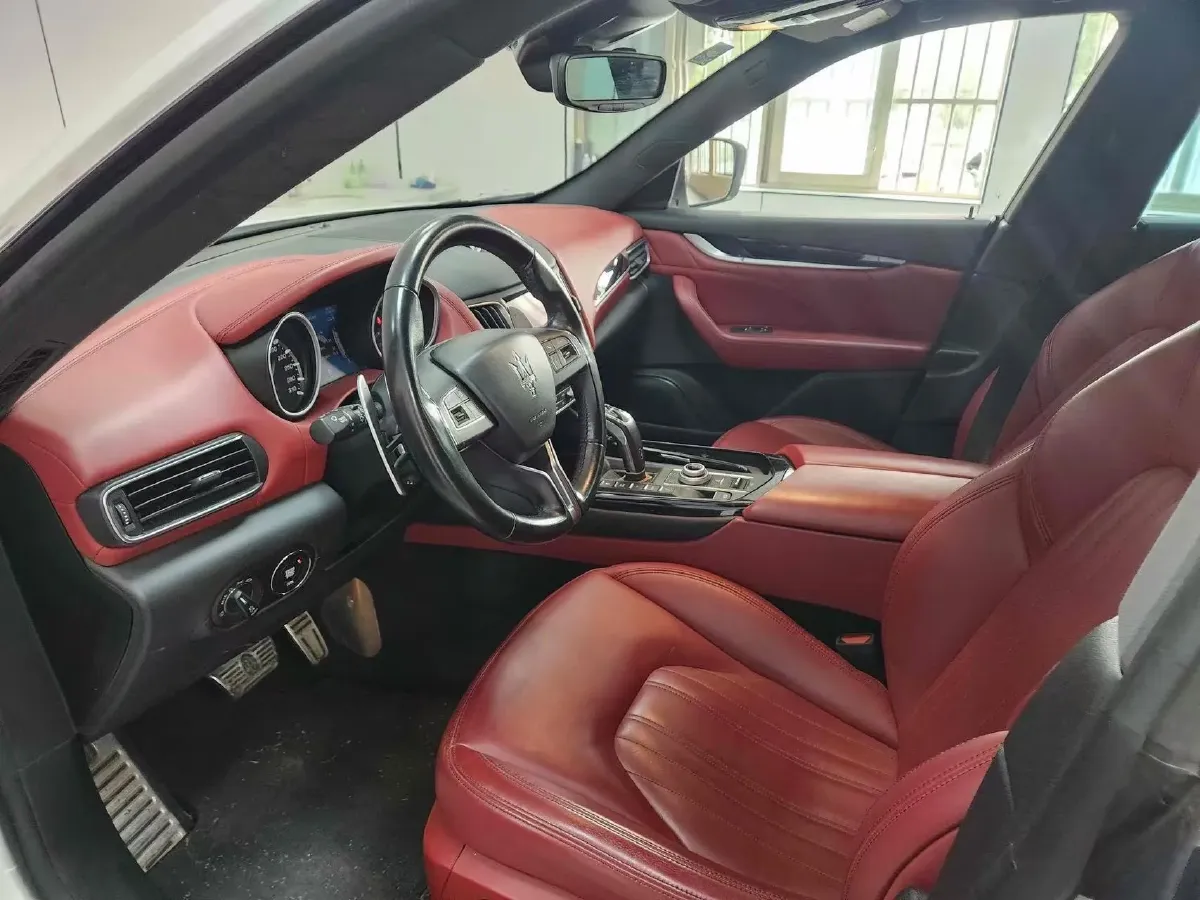 2019 Maserati Levante 3.0T 350HP V6 8AT,autocango,china used car exporter,china ev exporter,chinese used car exporter,chinese used ev exporter