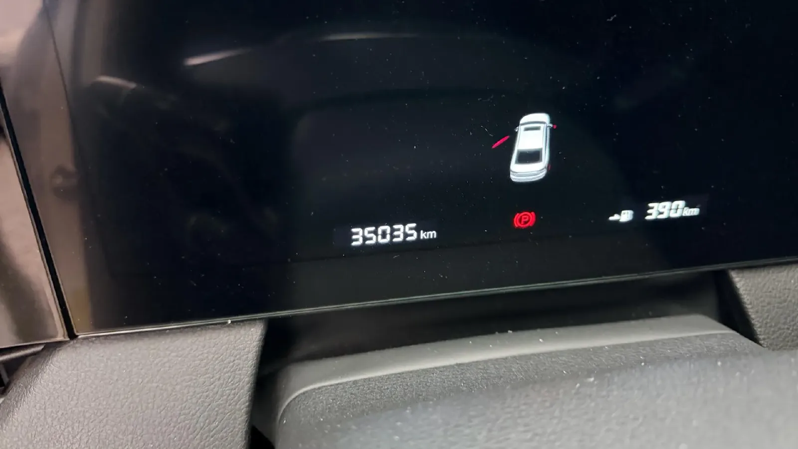 2023 Bestune B70 1.5T 169HP L4 7DCT,autocango,china used car exporter,china ev exporter,chinese used car exporter,chinese used ev exporter