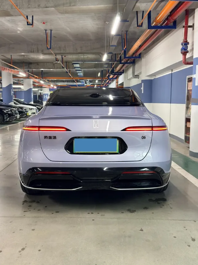 2025 Avatr 06 REEV 156HP REEV,autocango,china used car exporter,china ev exporter,chinese used car exporter,chinese used ev exporter