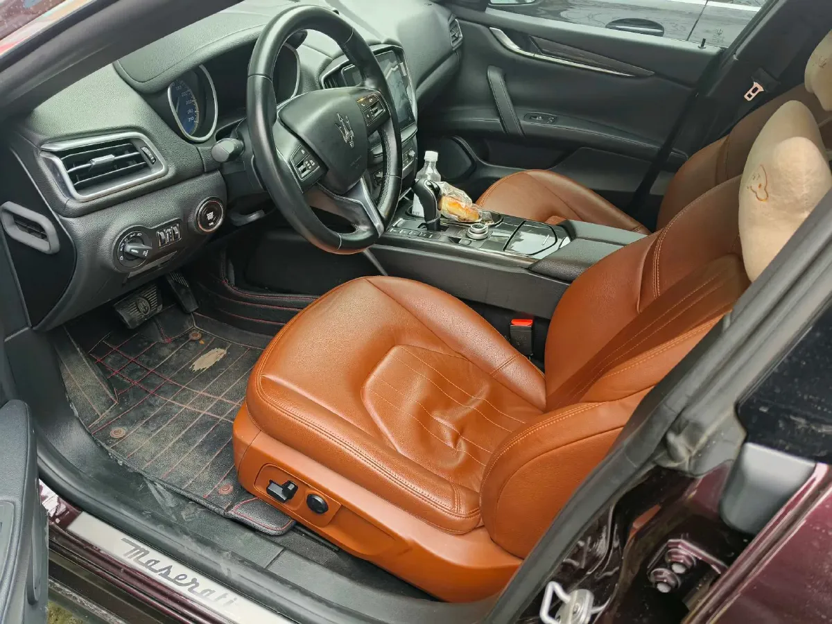 2017 Maserati Ghibli 3.0T 350HP V6 8AT,autocango,china used car exporter,china ev exporter,chinese used car exporter,chinese used ev exporter