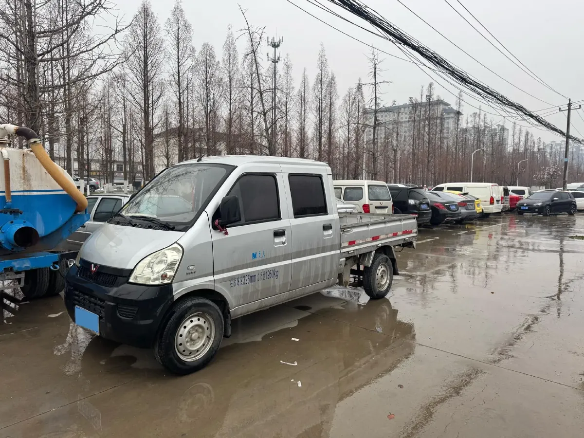 2019 WuLing RongGuang Mini Truck 1.5L 107HP L4 5MT,autocango,china used car exporter,china ev exporter,chinese used car exporter,chinese used ev exporter
