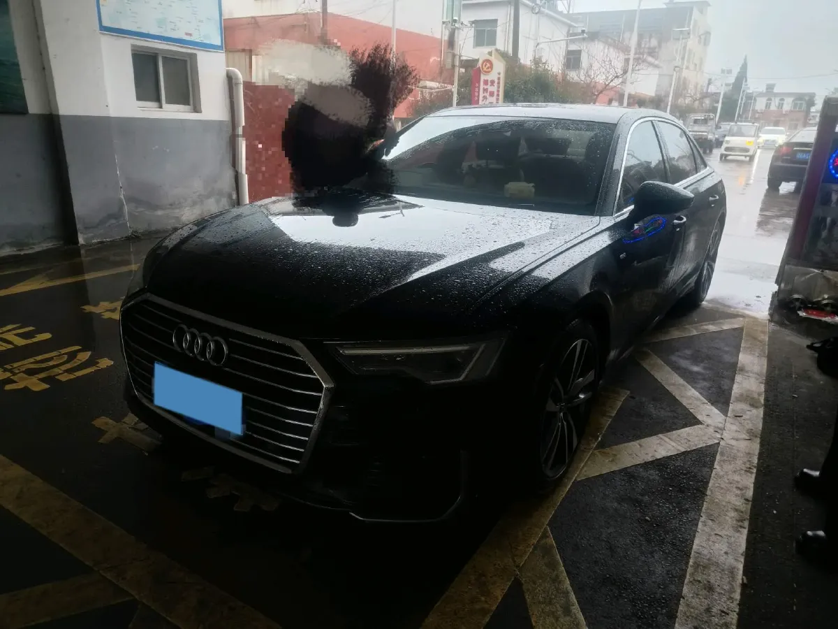 2020 Audi A6L 2.0T 190HP L4 7DCT,autocango,china used car exporter,china ev exporter,chinese used car exporter,chinese used ev exporter
