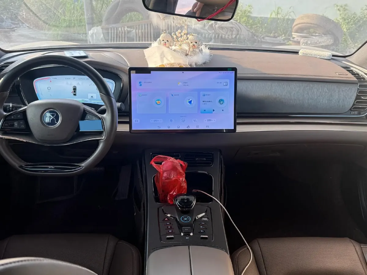 2023 BYD Han BEV 72KWH,autocango,china used car exporter,china ev exporter,chinese used car exporter,chinese used ev exporter