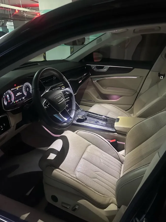 2020 Audi A6L 3.0T 340HP V6 7DCT,autocango,china used car exporter,china ev exporter,chinese used car exporter,chinese used ev exporter