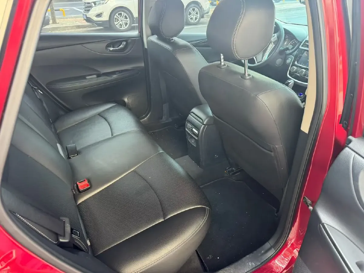 2020 Nissan Tiida 1.6L 126HP L4 CVT,autocango,china used car exporter,china ev exporter,chinese used car exporter,chinese used ev exporter