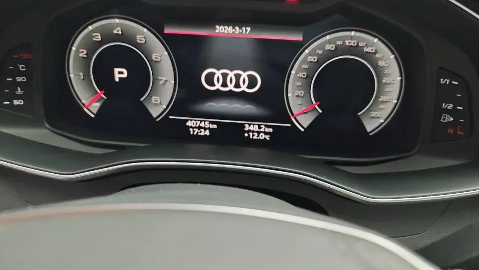 2024 Audi A6L 2.0T 245HP L4 7DCT,autocango,china used car exporter,china ev exporter,chinese used car exporter,chinese used ev exporter