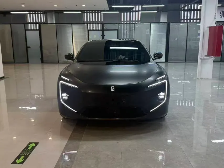 2025 Avatr 12 1.5T 156HP L4 REEV 39.05KWH,autocango,china used car exporter,china ev exporter,chinese used car exporter,chinese used ev exporter