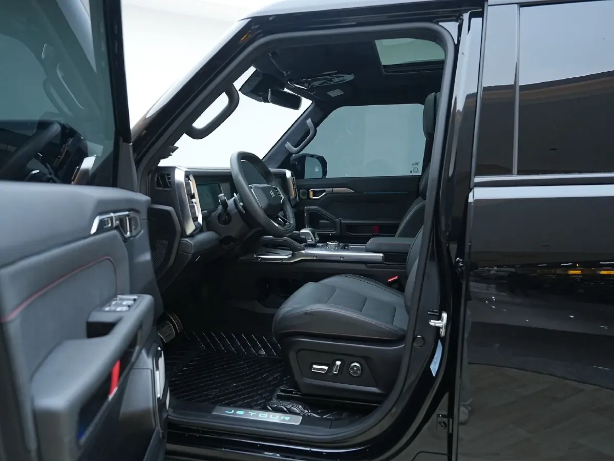 2023 Jetour Traveller 2.0T 254HP L4 7DCT,autocango,china used car exporter,china ev exporter,chinese used car exporter,chinese used ev exporter