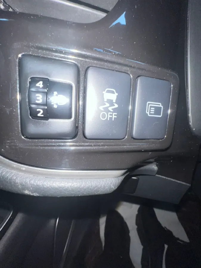 2021 Mitsubishi Outlander 2.0L 166HP L4 CVT,autocango,china used car exporter,china ev exporter,chinese used car exporter,chinese used ev exporter